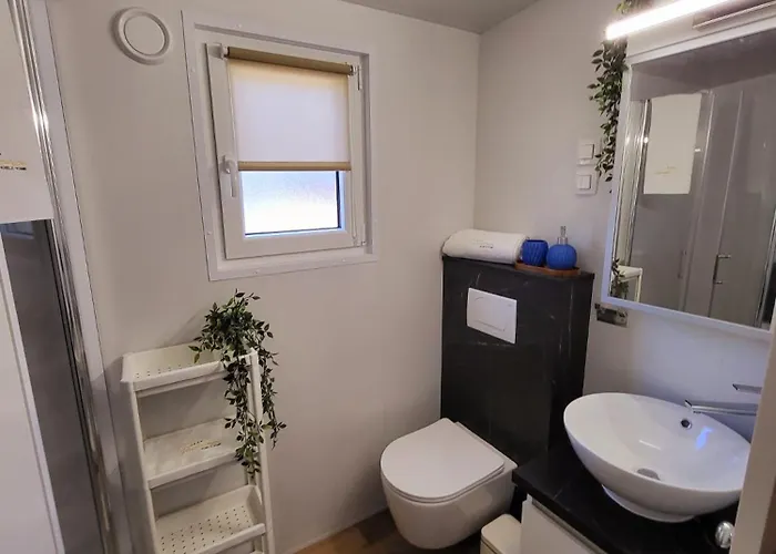 Slavonica Mobile Kamp Biograd Na Moru