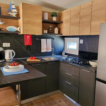 Slavonica Mobile Camping Biograd Na Moru