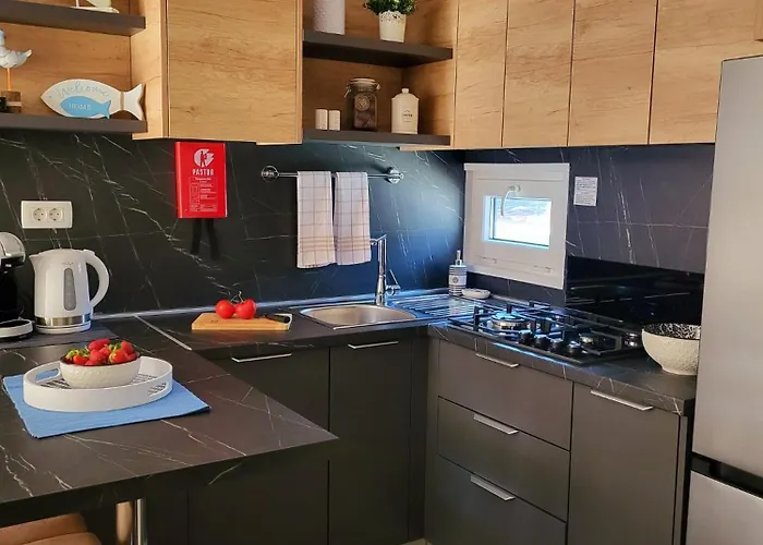 Slavonica Mobile Kamp Biograd Na Moru